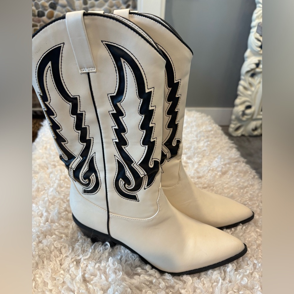 Women's Cream and Black Heeled Boots